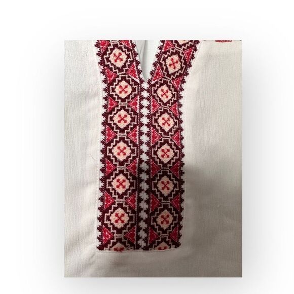 B Skies are blue white polyester long sleeve tunic with embroidery women’s size - Picture 2 of 10